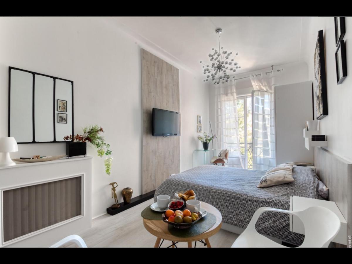 La Croisette - Superbe Studio Au Mythique Palais Miramar Канни Екстер'єр фото